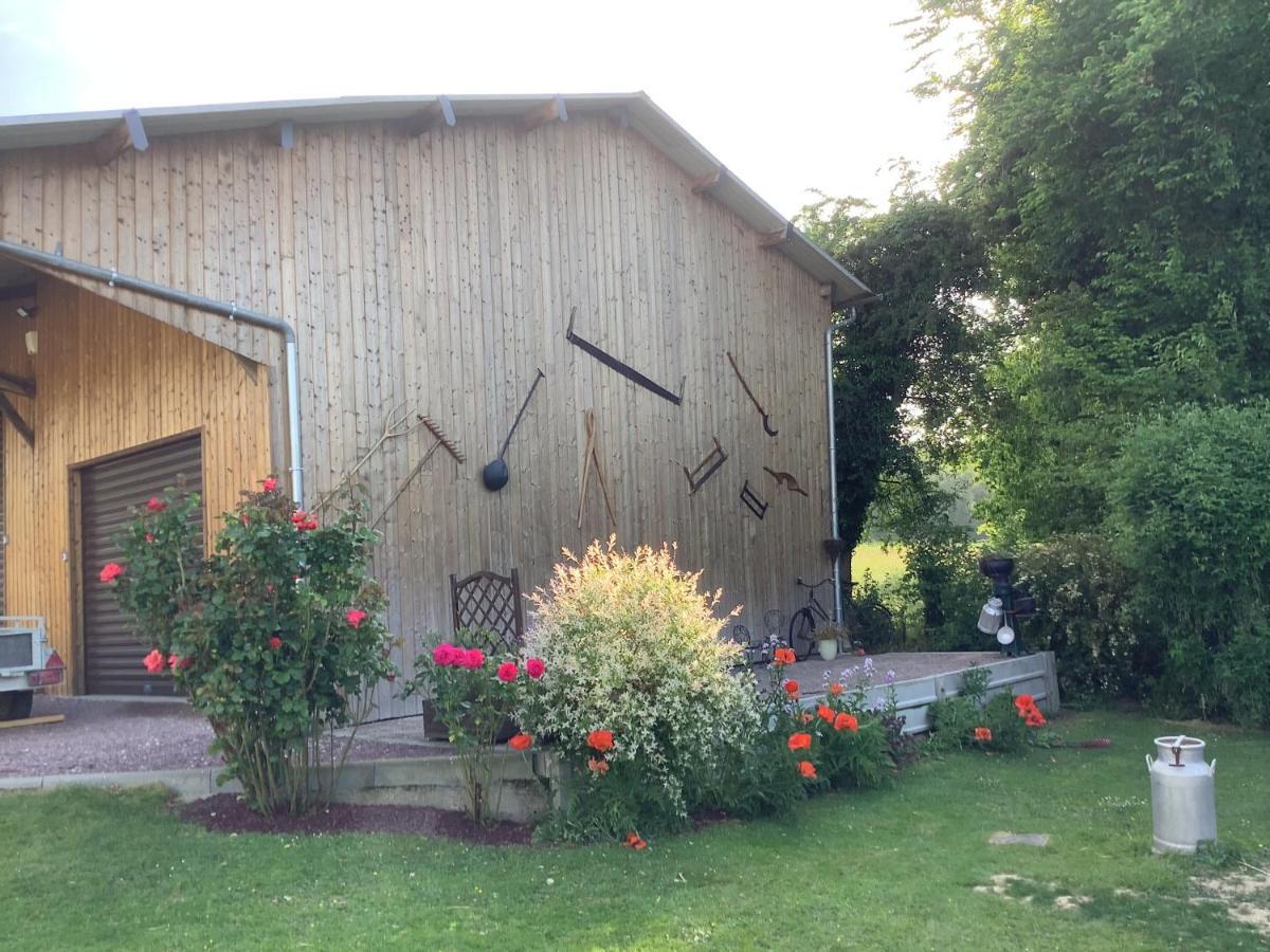 Gite A La Campagne Saint-Leger-du-Gennetey Exterior photo